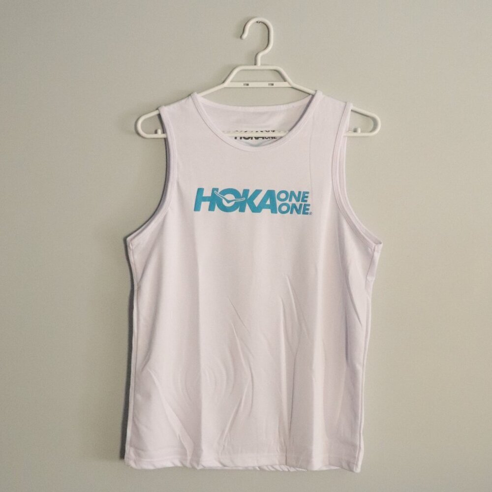 Hoka One One Women's White Sz M Sleeveless Active Stretch Graphic Tank‎ Top
